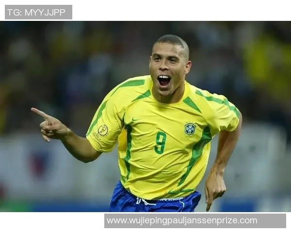 探讨世界知名足球明星的性格特征与职业生涯的关系分析 探讨世界知名足球明星的性格特征与职业生涯的关系分析