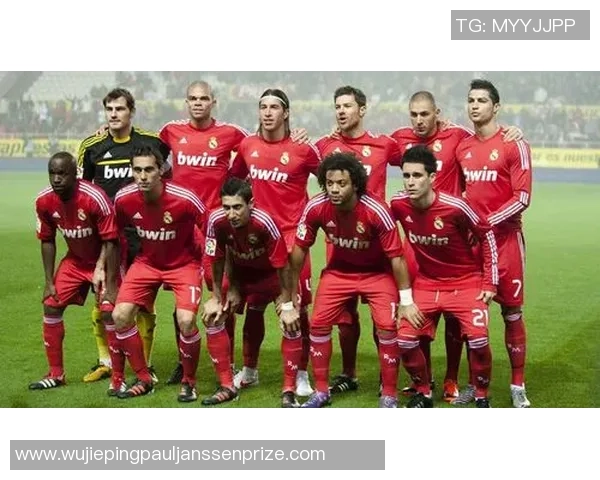 数字背后的传奇足球明星与他们的球场故事 数字背后的传奇足球明星与他们的球场故事